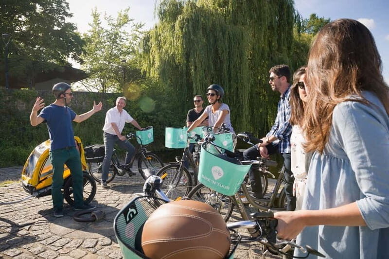 Nantes: Panoramic Tour by Electric Bike - The Stops and Photo Opportunities  