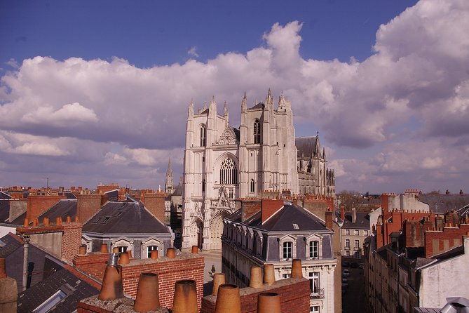 nantes-private-walking-tour-with-a-professional-guide