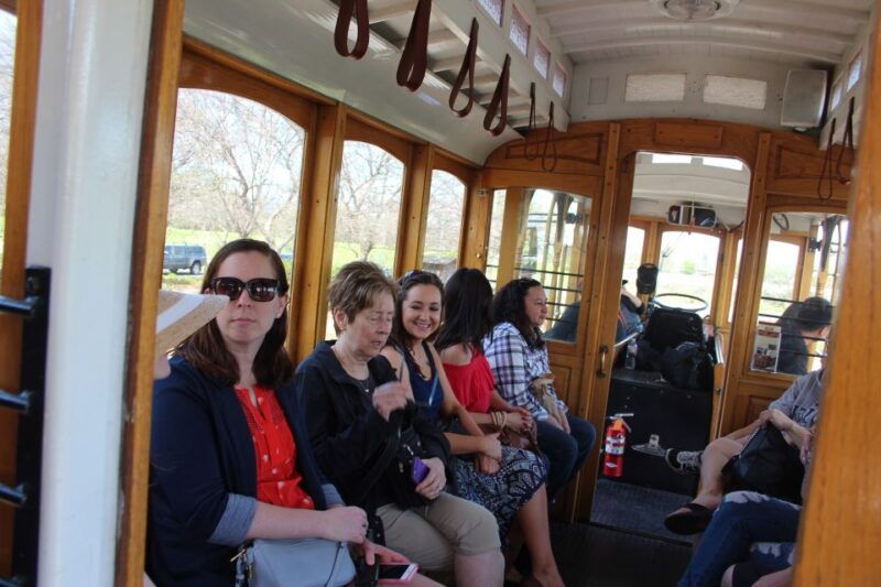 napa-valley-wine-tasting-tour-by-open-air-trolley-lunch