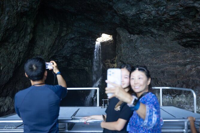 NaPali Boat Tour on the Amelia K - FAQ