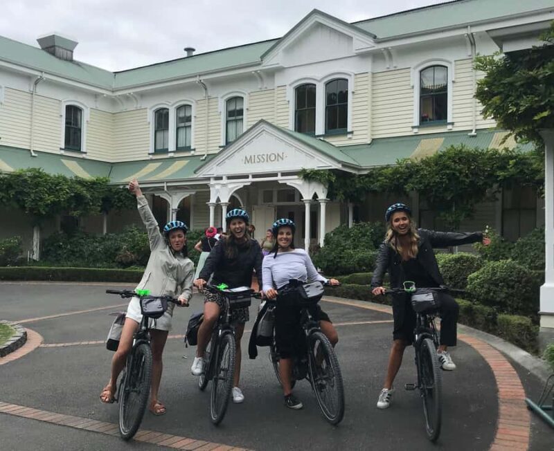 Napier: Cruise Self-Guided Cycle Ride to Winery - Half Day - Key Points