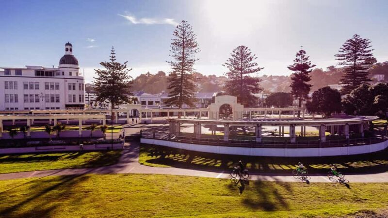 Napier: Cruise Self-Guided Cycle Ride to Winery - Half Day - Who Would Enjoy This Tour?