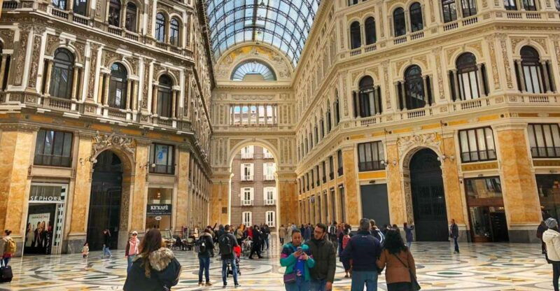 naples-2-hour-walking-and-sightseeing-tour-with-local-guide