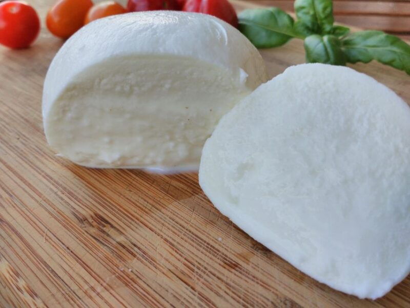 naples-as-a-local-authentic-street-food-tour-2