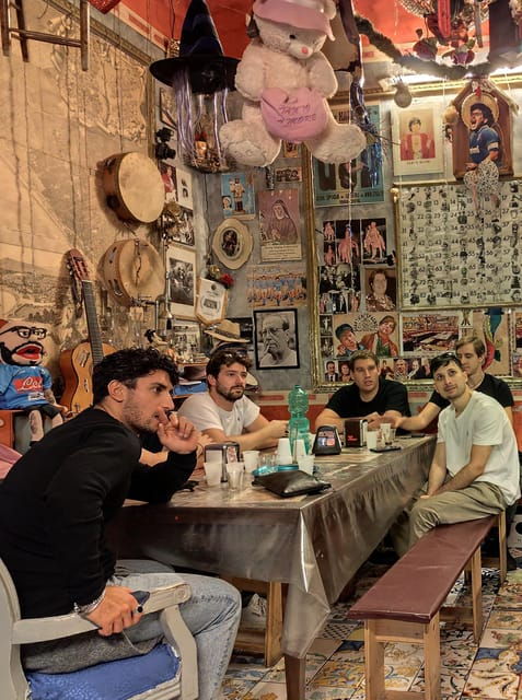 naples-authentic-family-home-lunch-with-music-show-spanish-quarters-tour