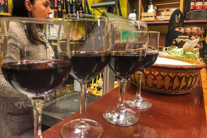 naples-by-night-guided-food-tour-with-wine-tasting