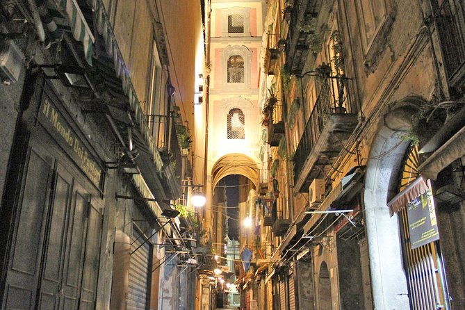 naples-by-night-guided-food-tour-with-wine-tasting
