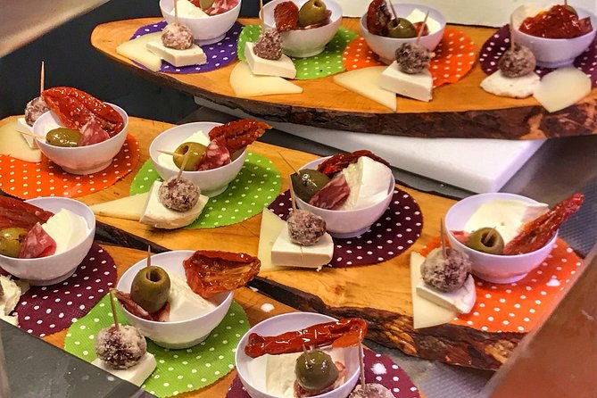 naples-by-night-guided-food-tour-with-wine-tasting