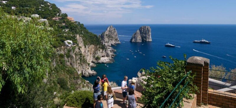 naples-capri-island-by-hydrofoil