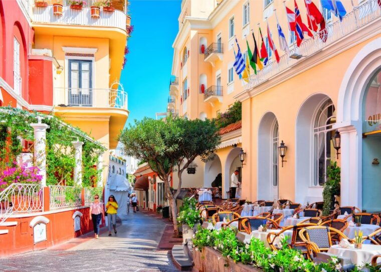 naples-capri-island-by-hydrofoil