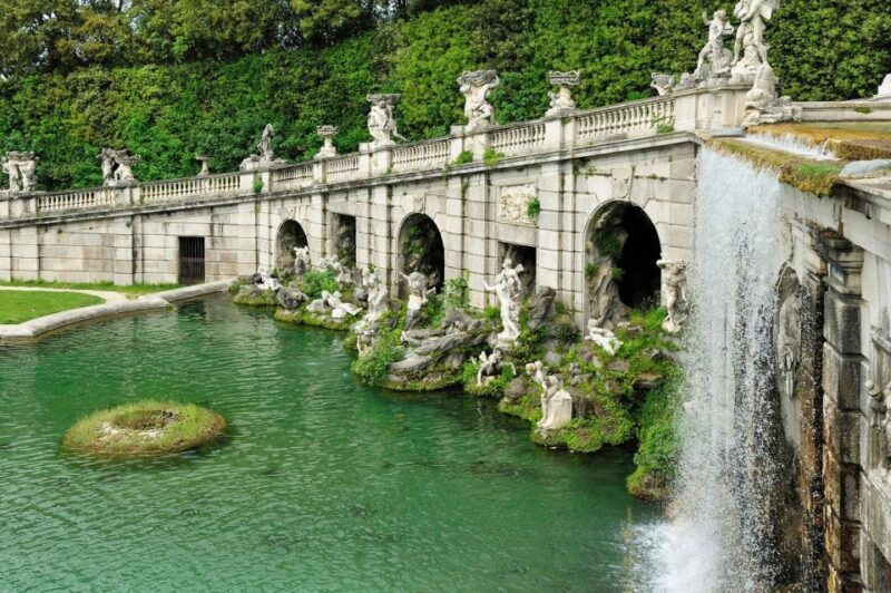 naples-caserta-royal-palace-historic-center-day-trip