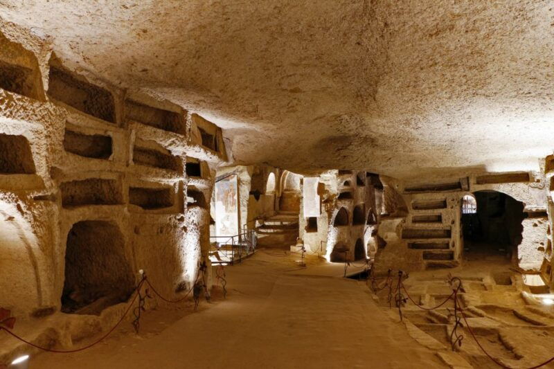 naples-catacombs-of-san-gennaro-entry-ticket-guided-tour