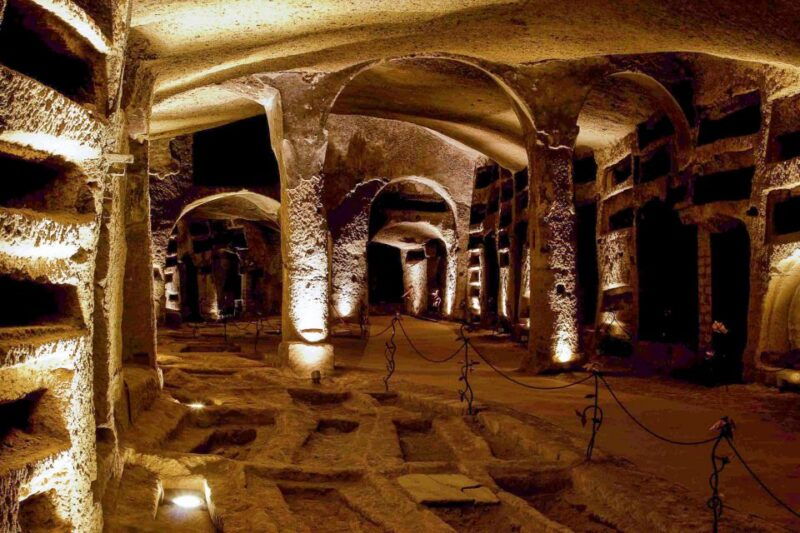 naples-catacombs-of-san-gennaro-entry-ticket-guided-tour