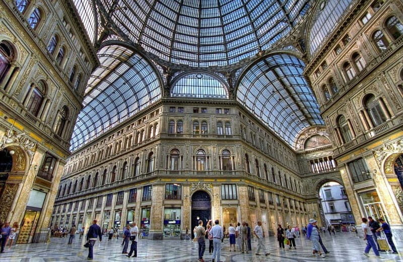 Naples Center: Exclusive tour with tour guide - Key Points