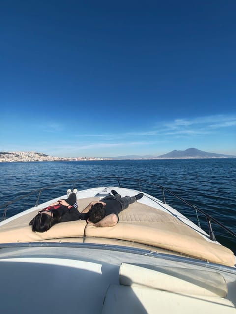 naples-city-boat-tour-with-aperitif