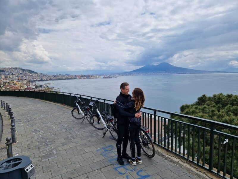 naples-city-highlights-guided-bike-tour