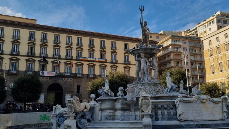 naples-city-monuments-guided-walking-tour