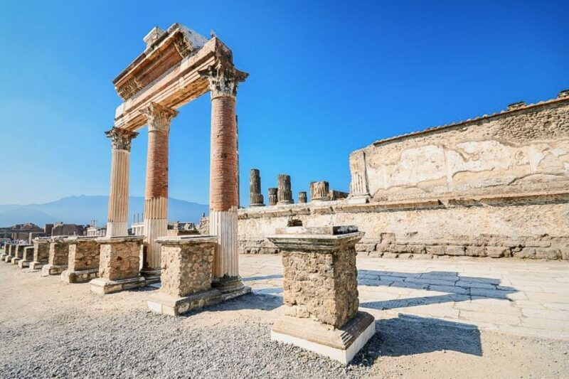 naples-day-trip-to-pompeii-and-capri