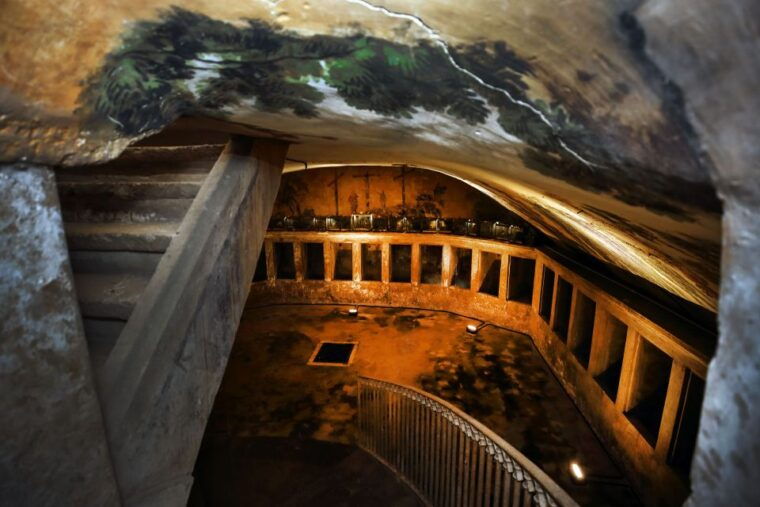 naples-entrance-tickets-to-santanna-dei-lombardi-complex