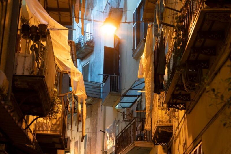 naples-express-walk-with-a-local-in-60-minutes