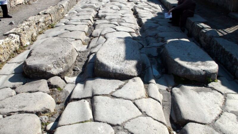 naples-full-day-pompeii-herculaneum-wine-tasting-tour