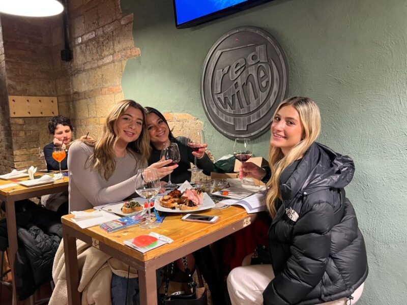 NAPLES, FUN Wine Tasting in the City Center - Learning & Confidence Boosting
