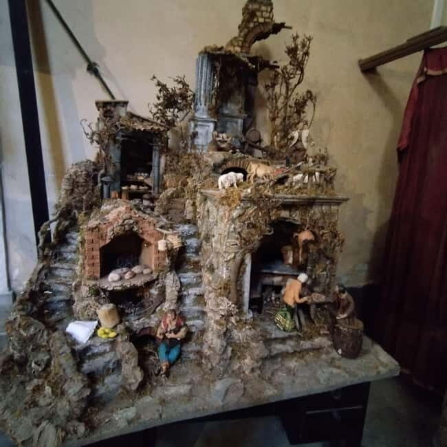 Naples: Guided city tour with access to the catacombs - Starting Point and Ease of Access