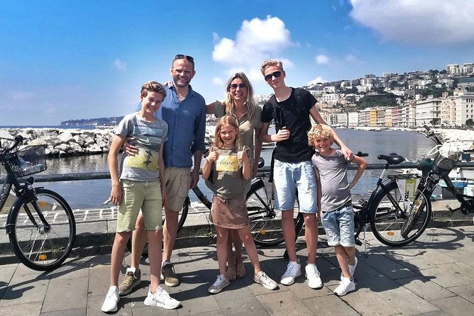 naples-guided-tour-by-bike