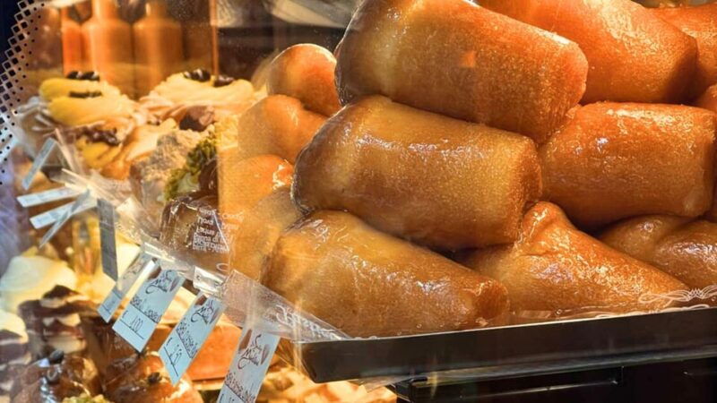 naples-guided-tour-of-spaccanapoli-and-street-food-tasting