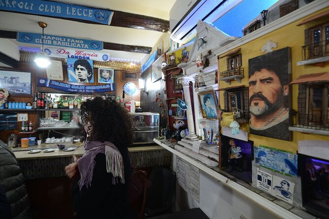 naples-highlights-walking-tour-veiled-christ-chapel-and-original-espresso