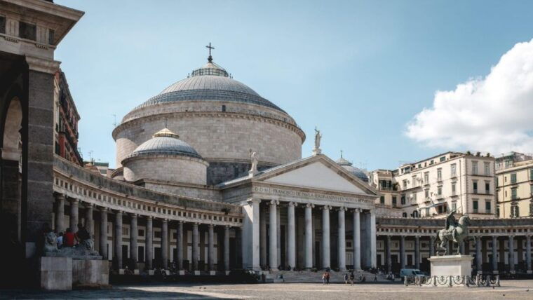 naples-historic-center-guided-tour-with-underground-ruins