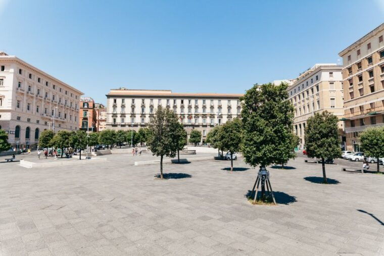naples-hop-on-hop-off-bus-tour-24-hour-ticket