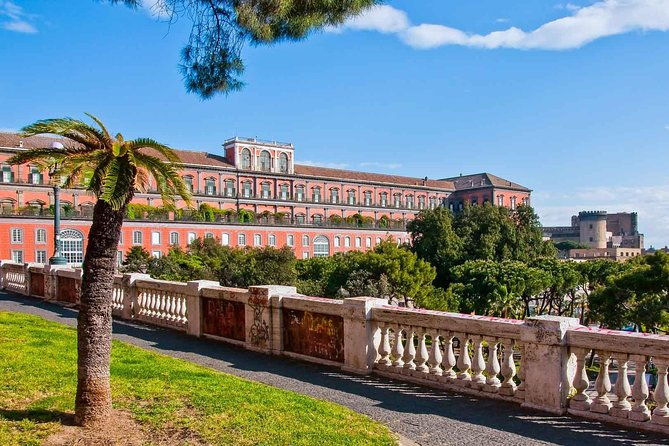 naples-in-depth-private-walking-tour