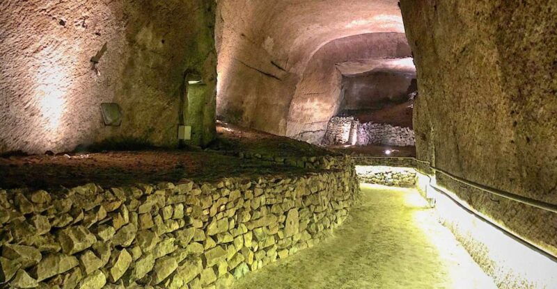 naples-lapis-museum-guided-visit-in-italian