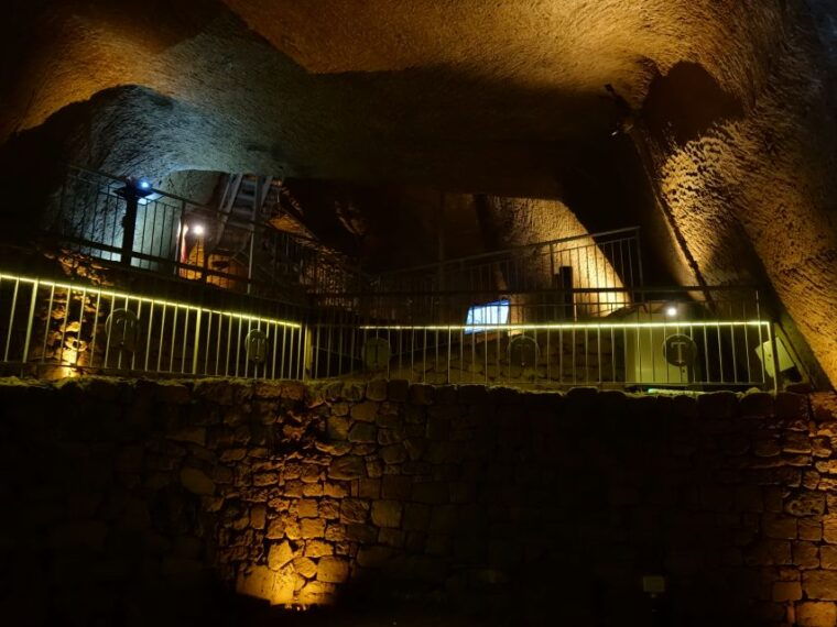 naples-lapis-museum-guided-visit-in-italian