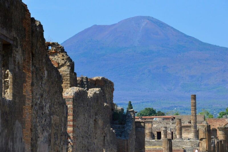 naples-mount-vesuvius-fast-track-ticket-shuttle-service