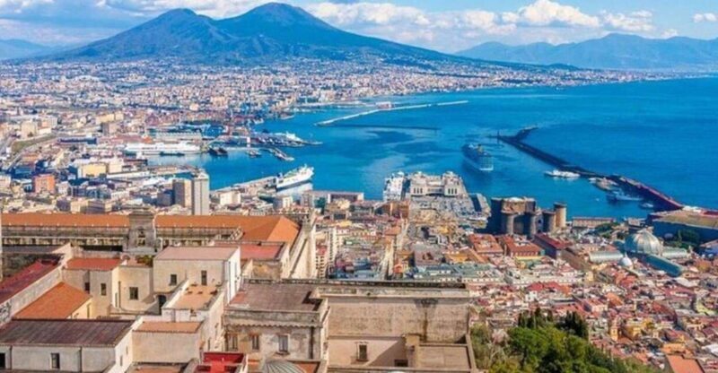 naples-must-see-attractions-walking-tour