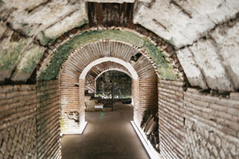 naples-naples-underground-entry-ticket-and-guided-tour