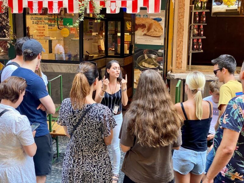naples-old-city-center-street-food-tour-with-expert