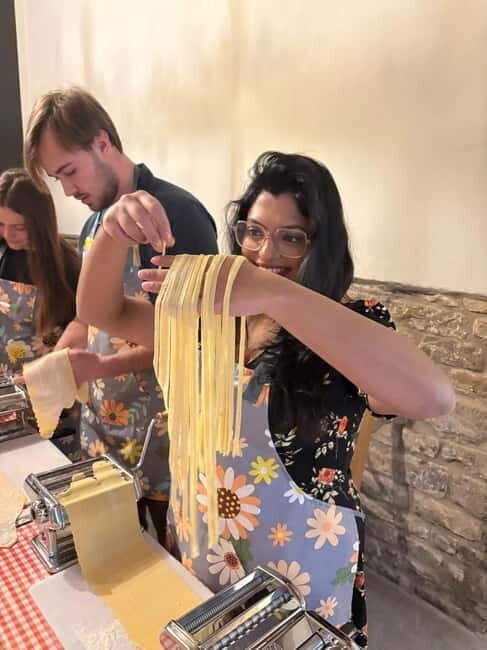 Naples: Pasta and Tiramisu Cooking Class with Wine - An In-Depth Look at the Experience
