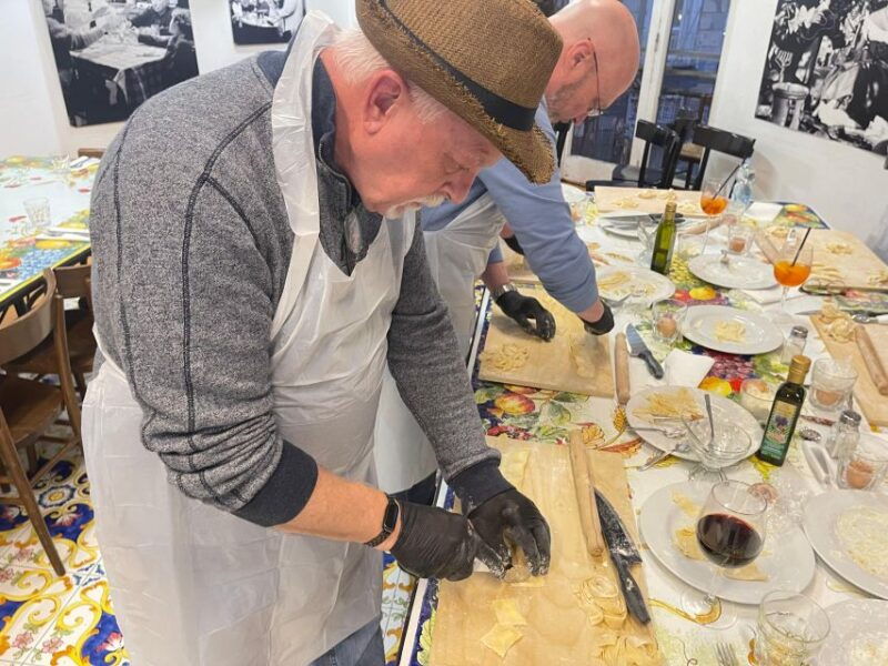 naples-pasta-cooking-class-with-tiramisu-and-a-drink