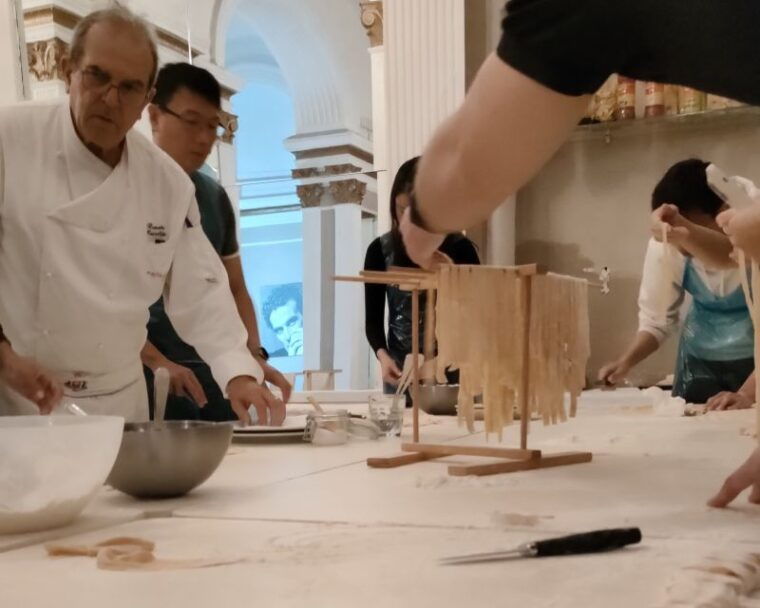 naples-pasta-making-class-with-starter-and-drink