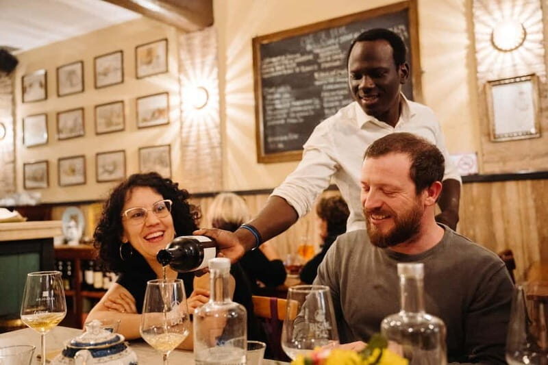 Naples: Pasta, Wine & Authentic Food Tour - Key Points