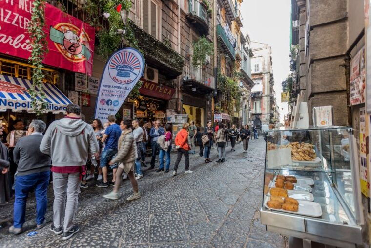 naples-pizza-and-beyond-food-tour