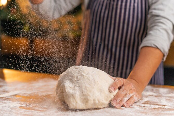 naples-pizza-cooking-class-2