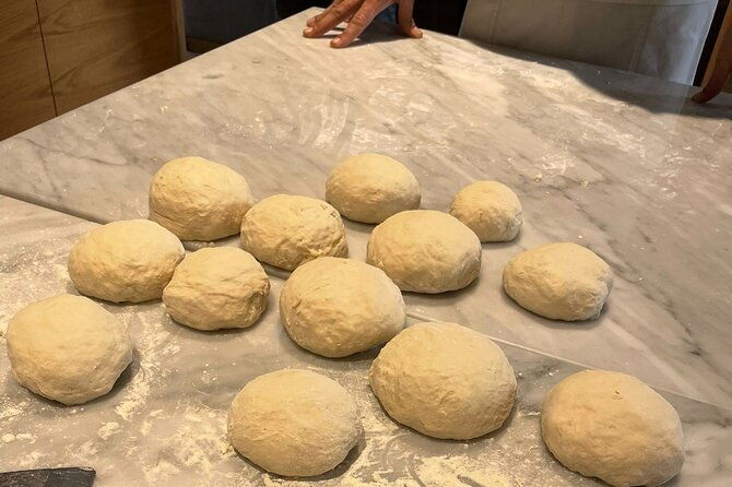 naples-pizza-making-class