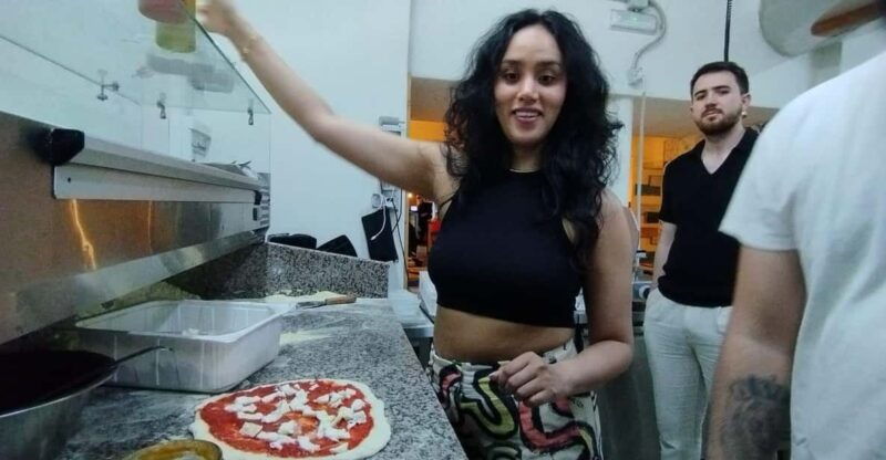 naples-pizza-making-class-with-neapolitan-chef-and-drink