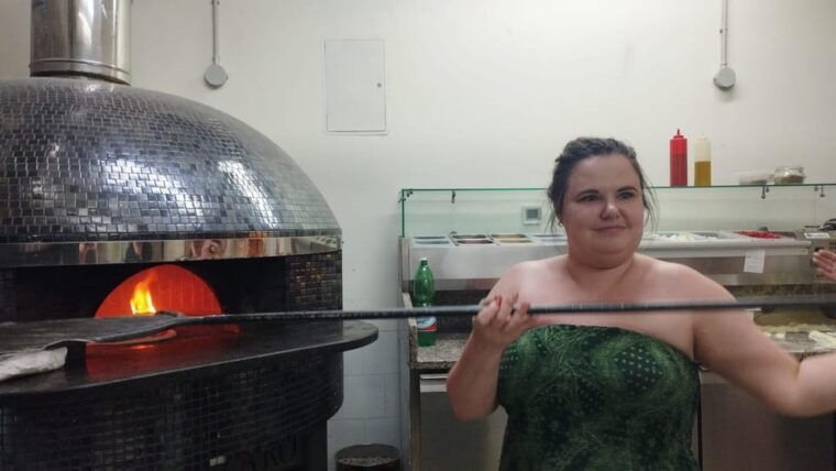 naples-pizza-making-class-with-neapolitan-chef-and-drink