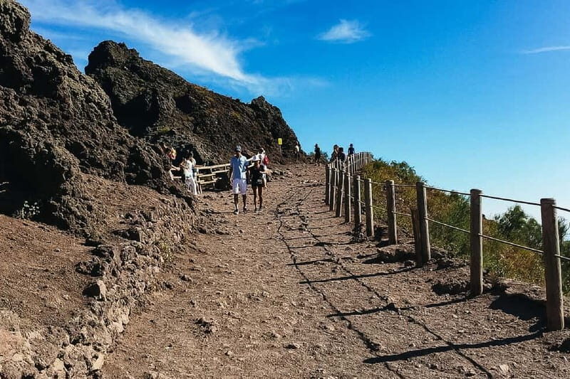 Naples: Pompeii and Vesuvius Day Trip - Key Points