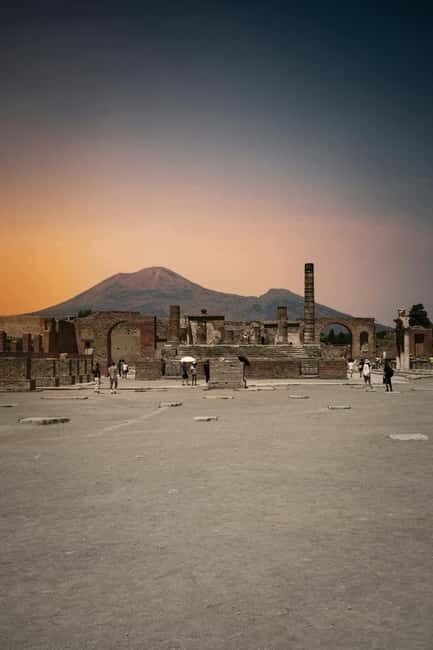 Naples: Pompeii & Mount Vesuvius Shore Excursion - Why This Tour Works